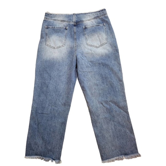 Distressed Blue Jeans - Picture 4 of 4